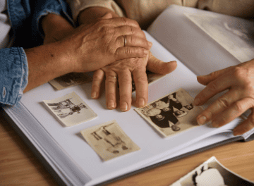 Memória perdida por Alzheimer pode ser recuperada, diz estudo