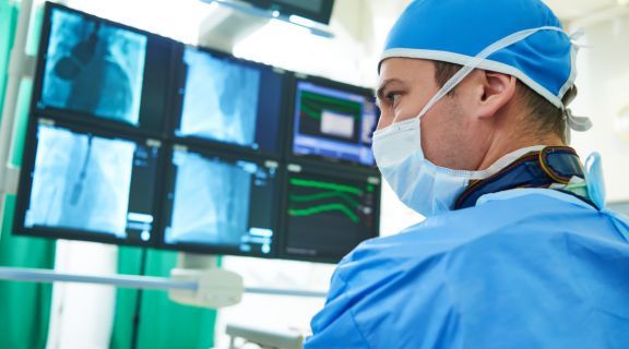 cateterismo e angioplastia faz no mesmo dia