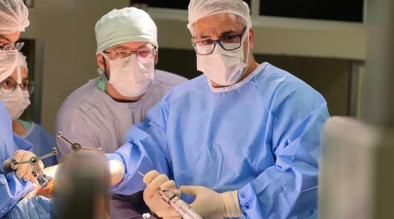 cirurgia ligamento joelho.jpg