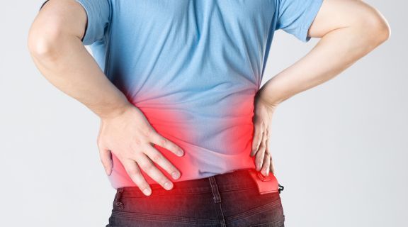 como expelir cálculo renal na uretra