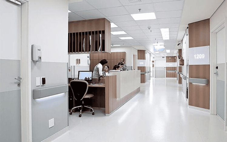 hospital-higienopolis-qualidade-e-excelencia-640x400-corredor.jpg.png