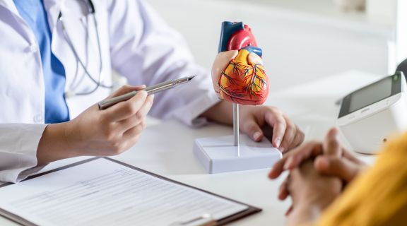 o que causa sopro no coração​