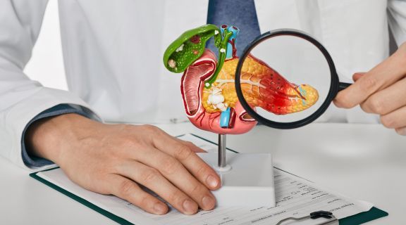 qual o tratamento para pancreatite​