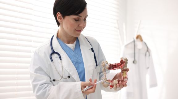 sintomas de inflamação no intestino