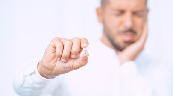 Quantos dias depois de tirar o siso pode mastigar