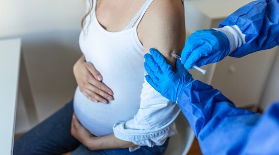 Calendário de vacina da gestante: quais tomar e quando aplicar