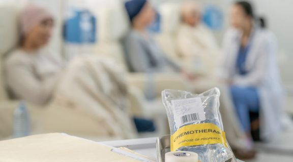 Quanto tempo dura uma sessão de quimioterapia? Entenda detalhes essenciais