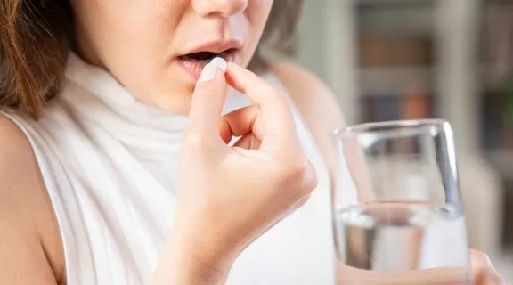 A pílula do dia seguinte serve para quantas relações? Saiba como ela age