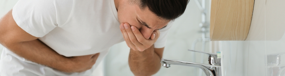 cirrose faz vomitar sangue1.jpg