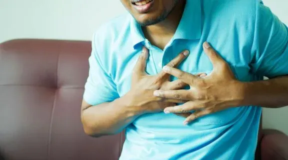 Como diferenciar dor muscular de infarto? Veja sinais emergenciais