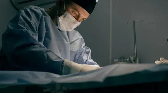 Como é feita a cirurgia de apendicite: do diagnóstico à recuperação