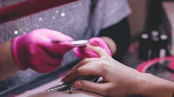 Como tratar as micoses das unhas: veja como identificar e prevenir a infecção