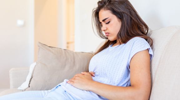 Dorzinha no pé da barriga pode ser gravidez? Entenda o que pode ser esse tipo de dor