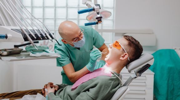 Exercícios para abrir a boca após a cirurgia ortognática: veja quais são os 5 tipos