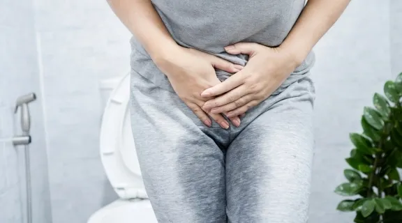O que é bexiga hiperativa? Saiba por que ela acontece e quais os sintomas