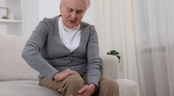 O que é reumatismo no sangue? Saiba o que significa o resultado