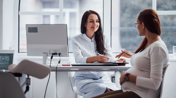 O que a grávida não pode fazer: cuidados essenciais para uma gestação saudável