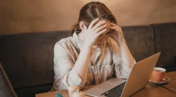 O que o estresse pode causar à sua saúde, riscos e como controlar