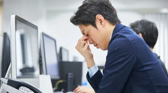 O que pode causar dor de cabeça? Quais os gatilhos e quando se preocupar