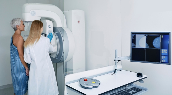 O que quer dizer achado negativo na mamografia? Saiba como ler o laudo