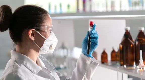 Linfócitos altos: o que significa no exame de sangue e quando se preocupar?