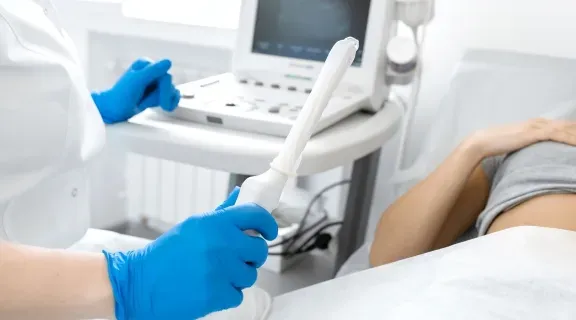 Pode fazer ultrassom transvaginal menstruada? Saiba como se preparar