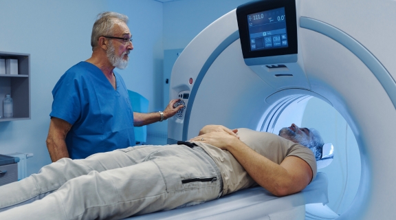 Quais os exames para detectar câncer de garganta e quando fazer?