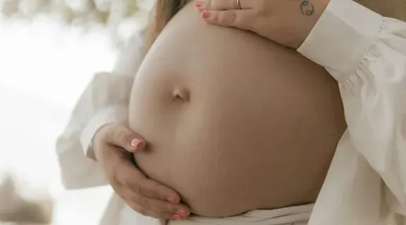 Qual antibiótico grávida não pode tomar? Veja os riscos para mãe e bebê