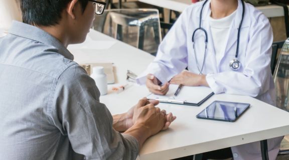 Qual o tamanho da próstata em risco de câncer? Entenda se há alguma relação