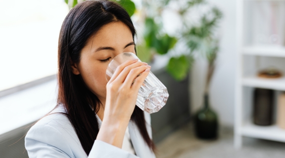 Quem tem insuficiência renal pode beber água em qualquer quantidade?
