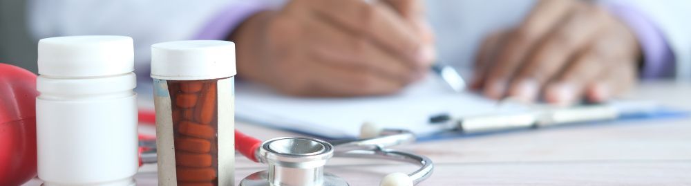 roacutan precisa de receita​1.jpg