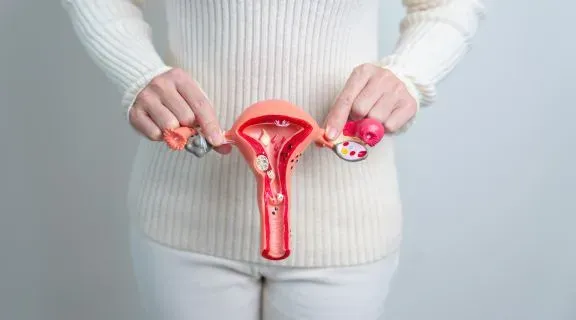 Sinais de câncer no colo do útero: o que seu corpo pode estar dizendo