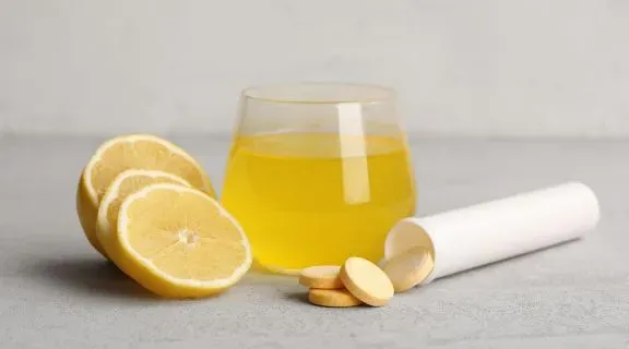 Sintomas de falta de vitamina C: conheça os sinais dessa deficiência