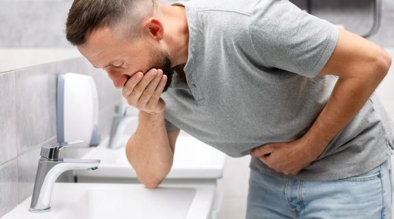 Sintomas de gastrite nervosa e refluxo: aprenda a diferenciar os condições